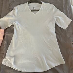 Isaac Mizrahi White Short Sleeve Tee